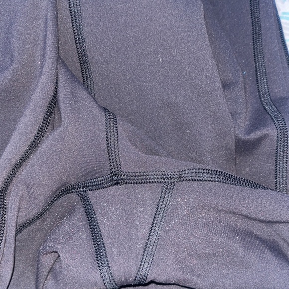 Lululemon Invigorate leggings - Picture 5 of 5